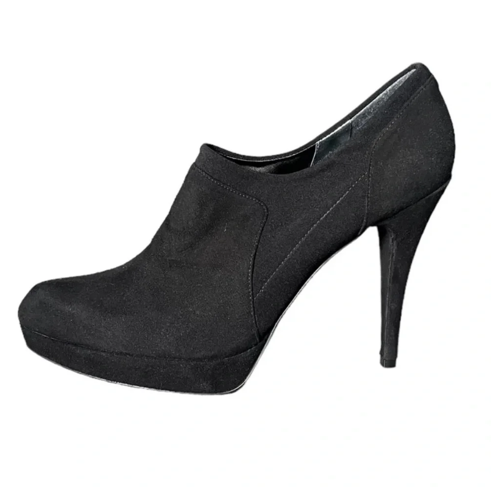 Stuart‎ Weitzman Hold Me Black Suede Platform Stiletto Ankle Bootie Size 6.5 M